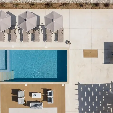 Willa Evaero I, Ii, Iii, Iv - An Ever-so Inviting Escape, By Thinkvilla *