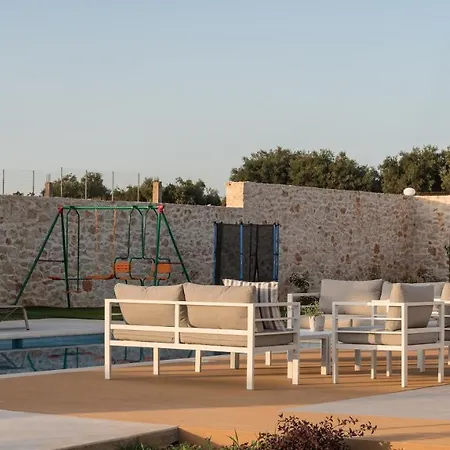 Evaero I, Ii, Iii, Iv - An Ever-so Inviting Escape, By Thinkvilla *